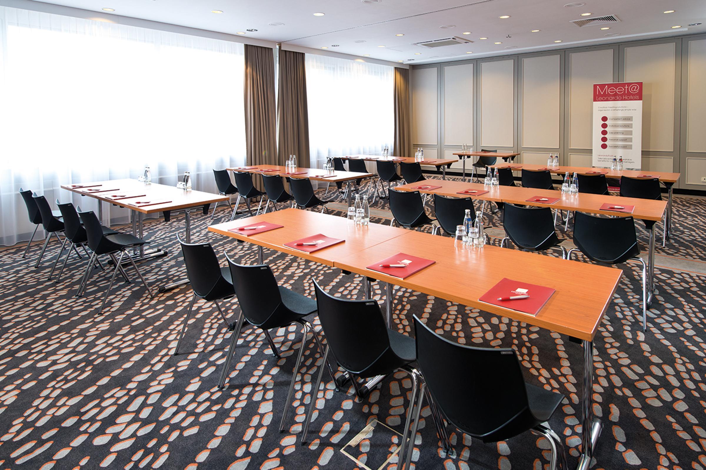 Leonardo Hotel Heidelberg City Center Экстерьер фото