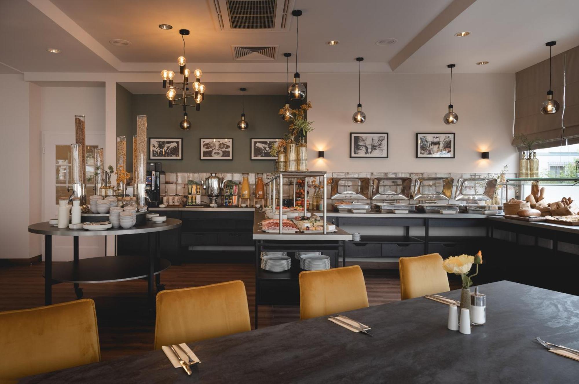Leonardo Hotel Heidelberg City Center Экстерьер фото
