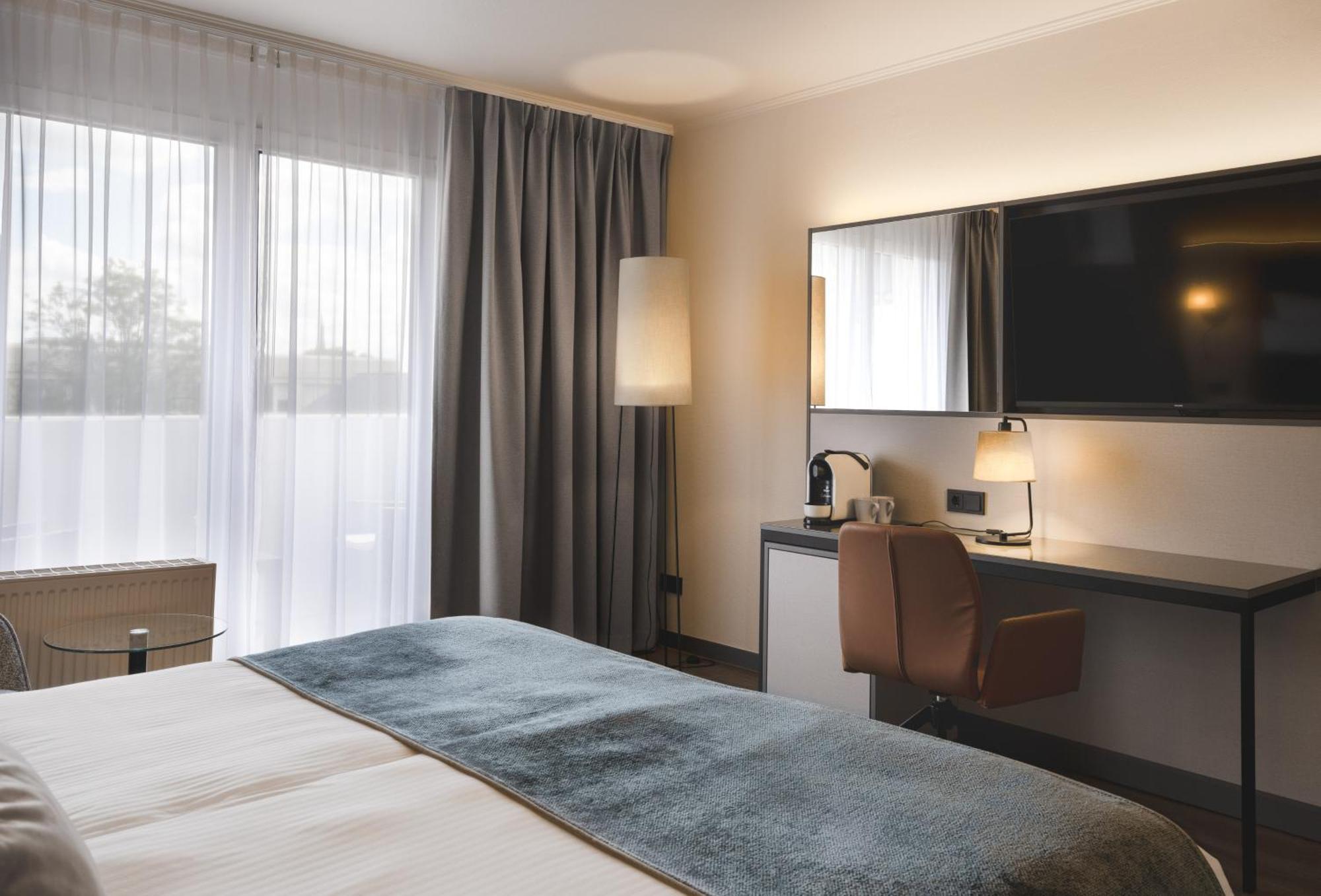 Leonardo Hotel Heidelberg City Center Экстерьер фото