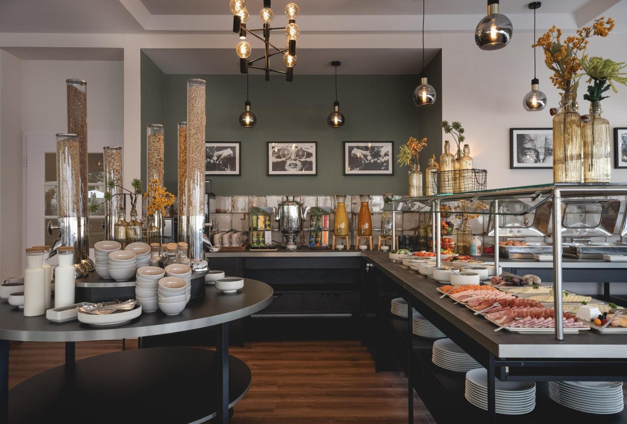 Leonardo Hotel Heidelberg City Center Экстерьер фото