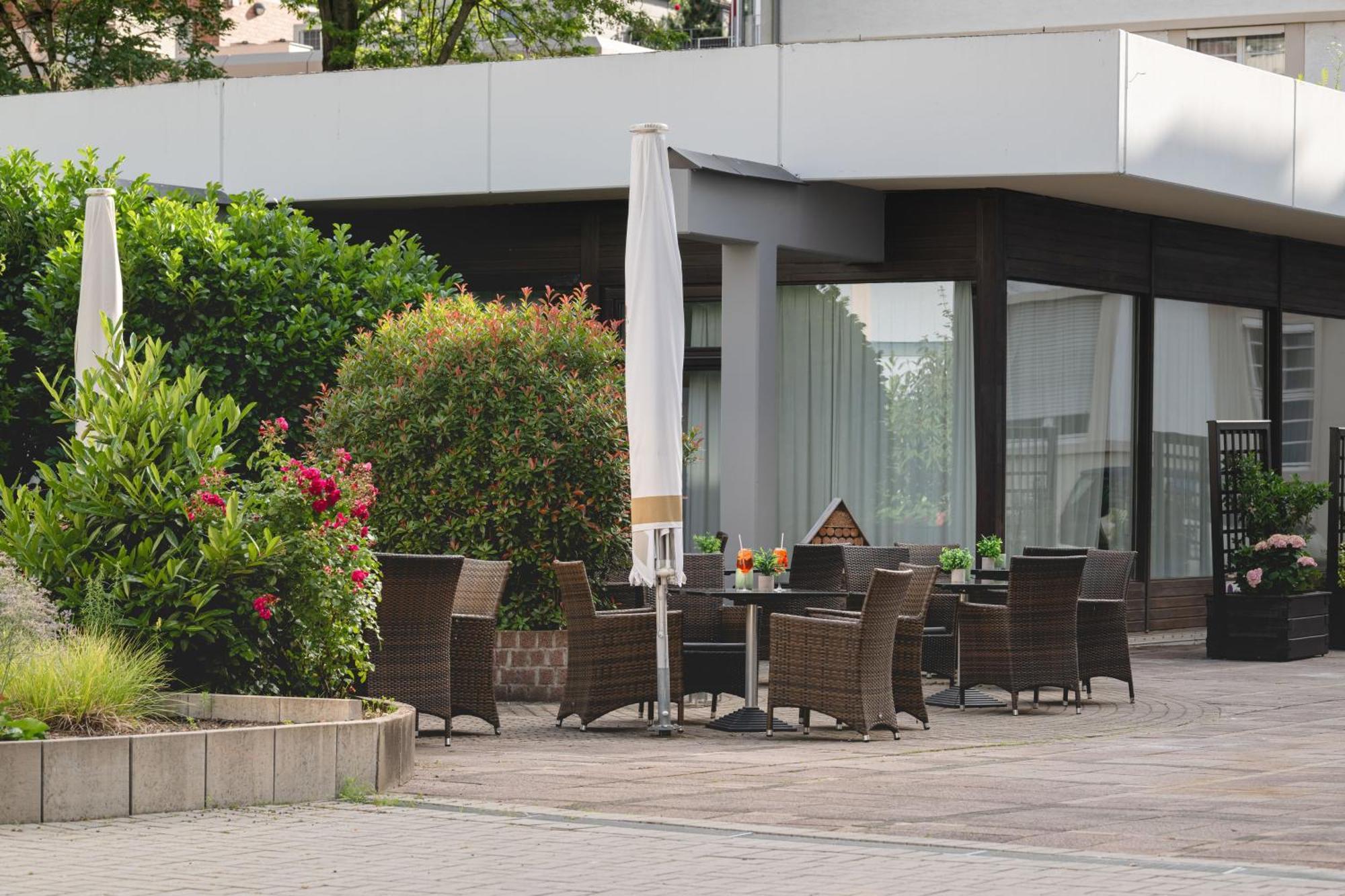 Leonardo Hotel Heidelberg City Center Экстерьер фото