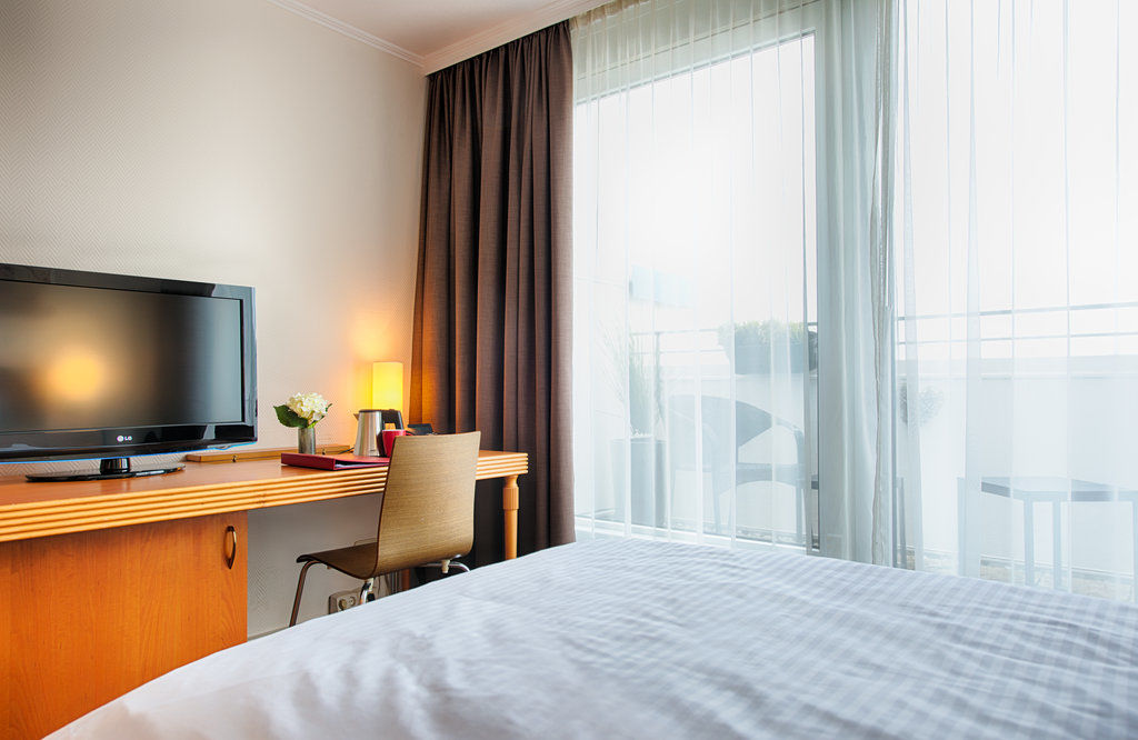Leonardo Hotel Heidelberg City Center Экстерьер фото